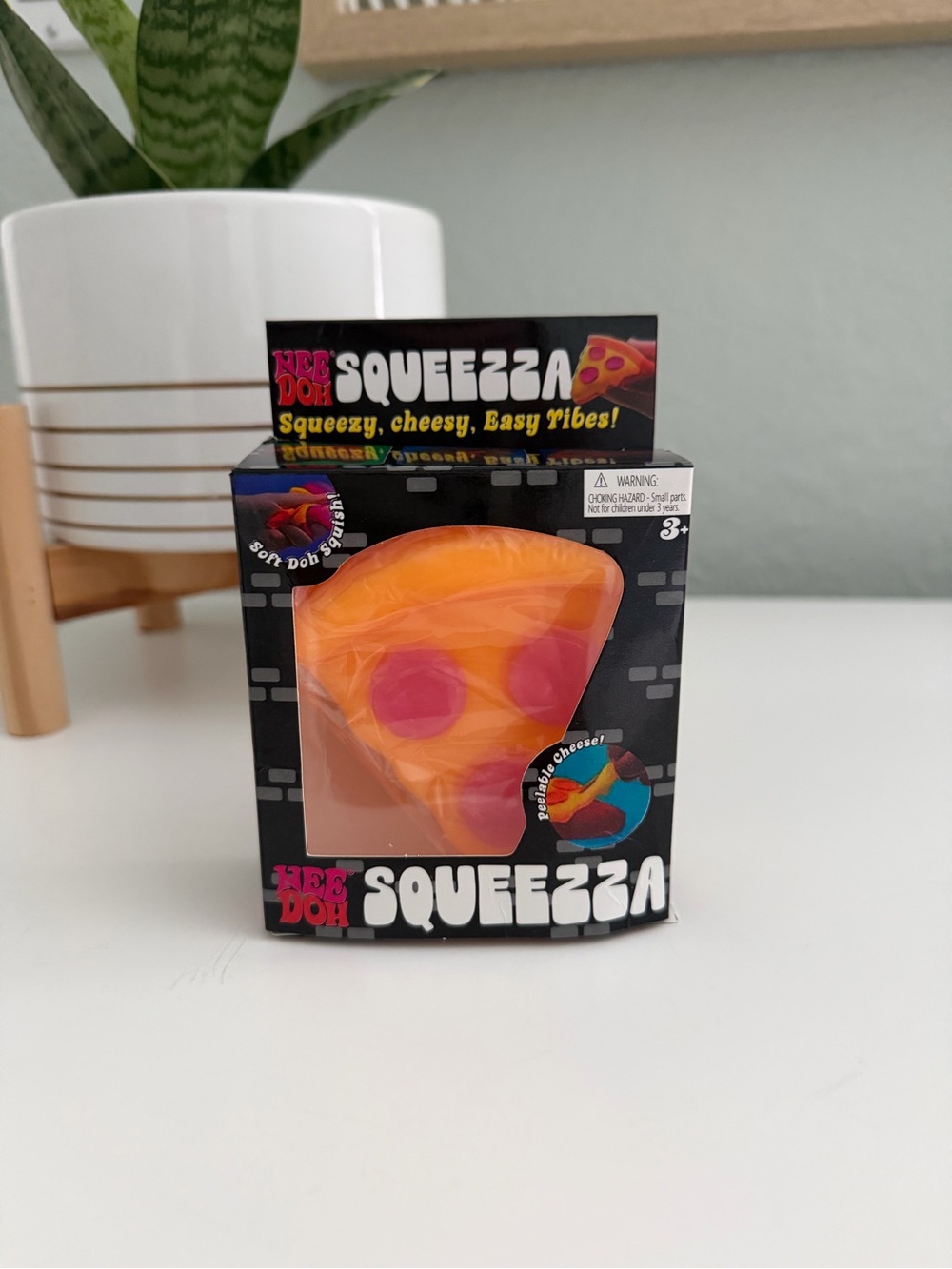 Squeezza Pizza Needoh